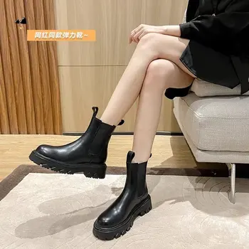 2021 új Boka Csizma Platform Nők Tehén Bőr Chelsea Boots Kerek Toe Gumiszalag Vastag Egyedüli Női Cipő, Kézzel készített