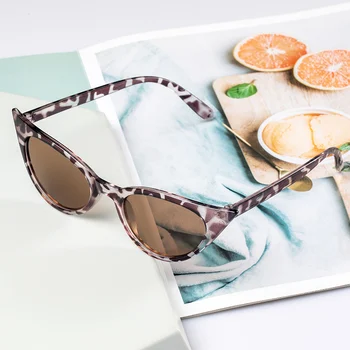 2021 új divat napszemüveg luxus márka tervezője róka szeme napszemüveg, női klasszikus retro leopárdmintás napernyő, szemüveg UV400