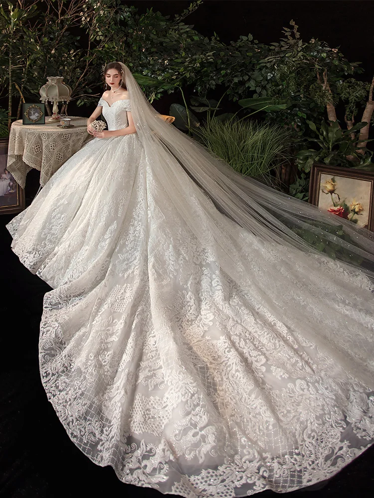 Kép /Csillogó-fehér-luxur-esküvői-ruha-hosszú-csipke-1-1459-thumb.jpg