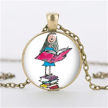 divat Matilda könyv halom medál nyaklánc könyv ékszerek könyvmoly ajándék Matilda Kulcstartó