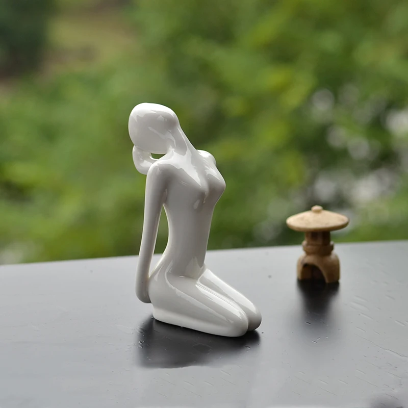 Kép /Kerámia-jóga-figura-fehér-fekete-porcelán-hölgy-3-159615-thumb.jpg