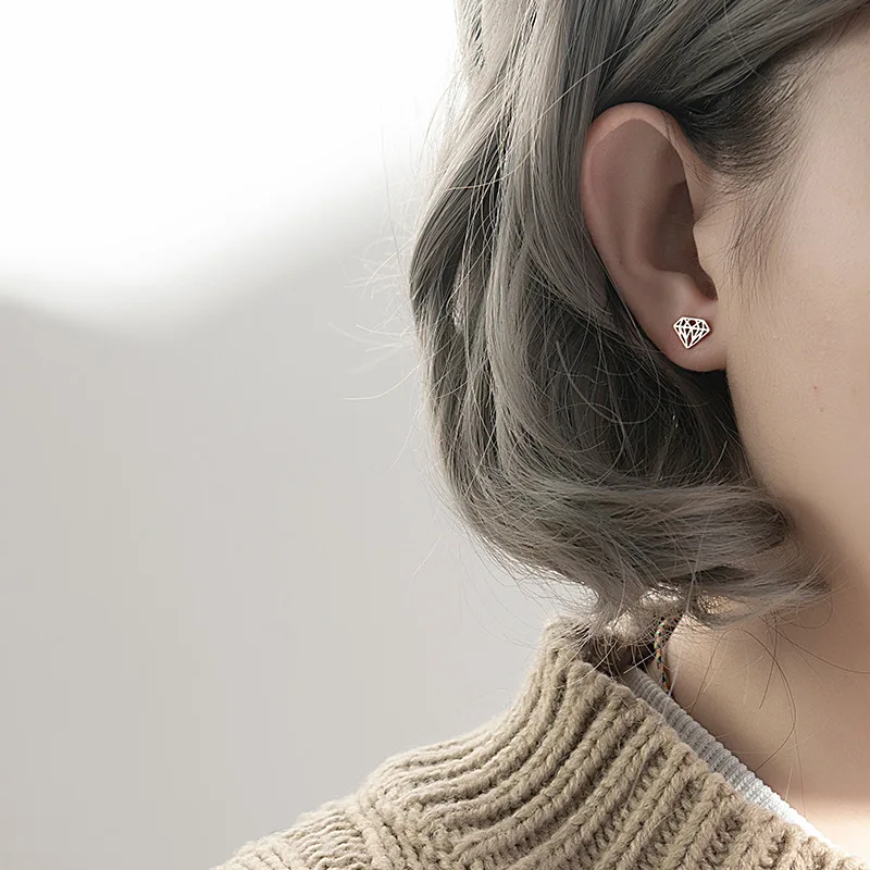 Kép /Koreai-gyémánt-alakú-fülbevaló-női-üreges-geometria-5-258816-thumb.jpg