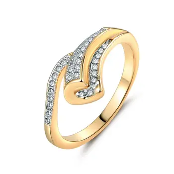 Luxus Sárga Arany Lépcsőzetes Micro Egyengetni Gyémánt Gyűrű Női Férfi Divat Strasszos Eljegyzési Gyűrűt Finom Ékszer
