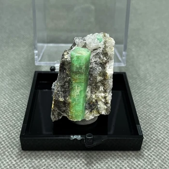 NAGY! 100% - ban Természetes zöld smaragd ásványi drágakő minőségű kristály példányok kövek, kristályok kvarc kristályok (doboz méret 5.2 cm）